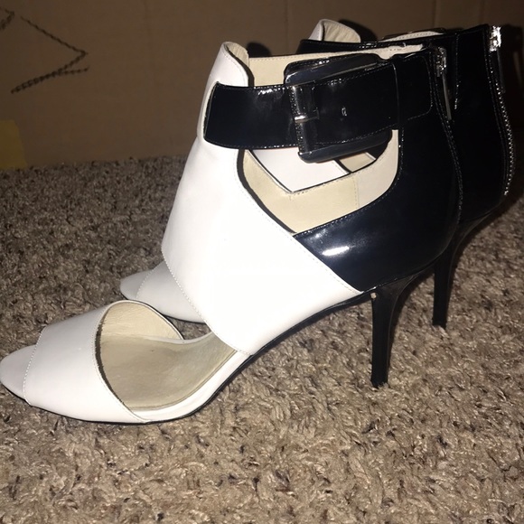 Michael Kors Heels - Picture 3 of 4